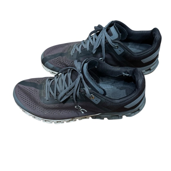 Men’s ON Cloudflow running shoes grey/black size 9. Worn - Picture 2 of 10